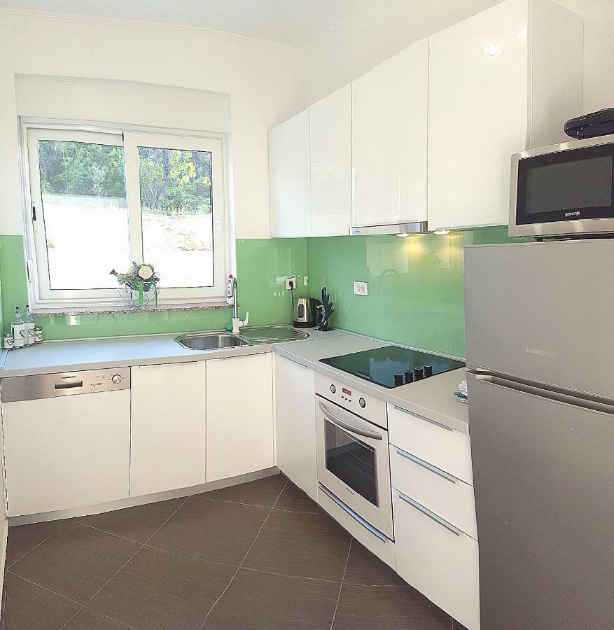 Apartmani "Sandro" Gonar Rab Town Dış mekan fotoğraf