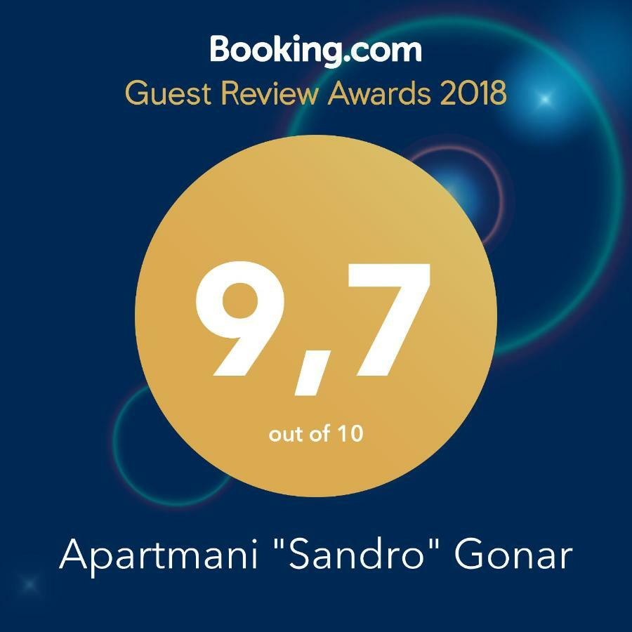 Apartmani "Sandro" Gonar Rab Town Dış mekan fotoğraf